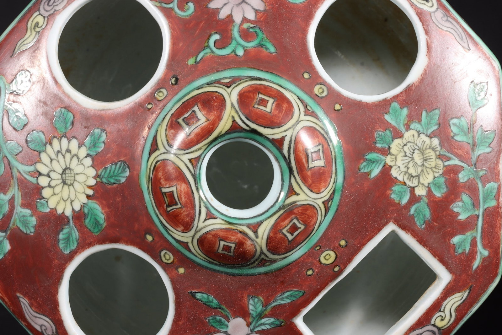 A Exquisite Red Ground Figures Pattern Water Pot - 6