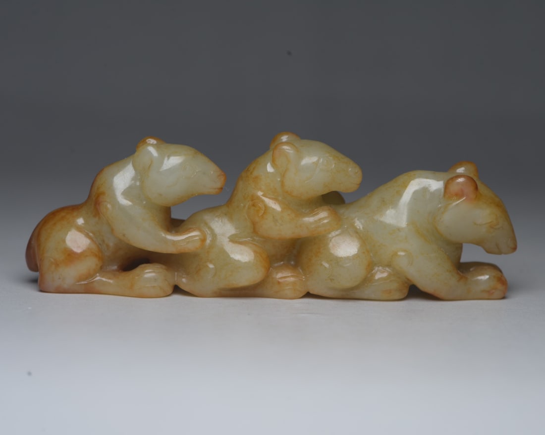 A Exquisite Hotan Jade Bear - 2