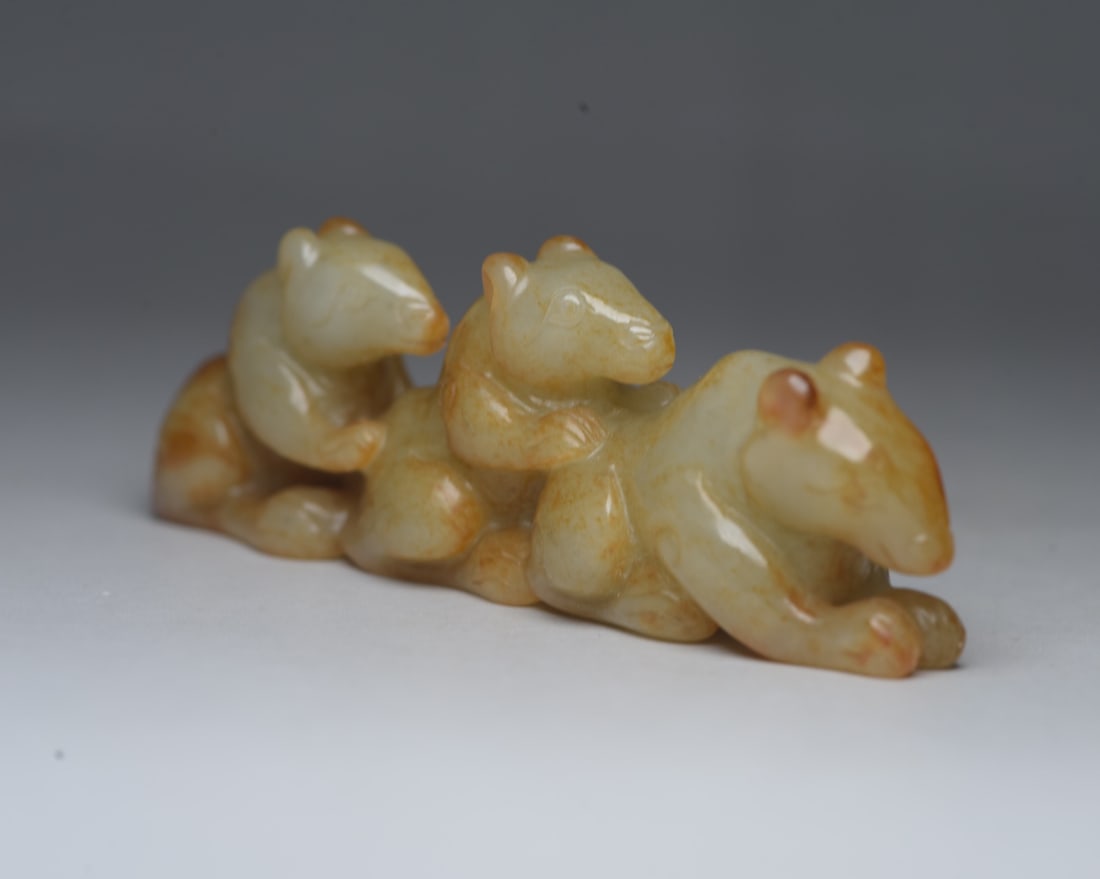 A Exquisite Hotan Jade Bear - 3