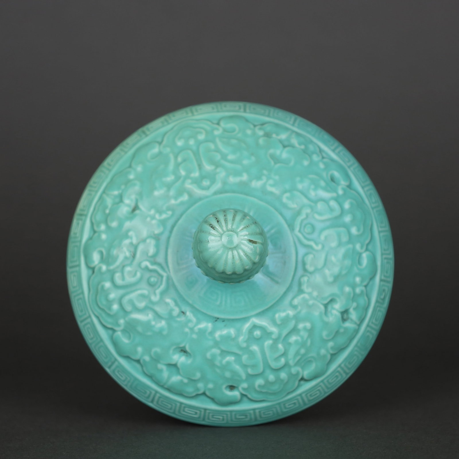 A Exquisite Turquoise-Glazed Beast-Face Pattern Jar - 5