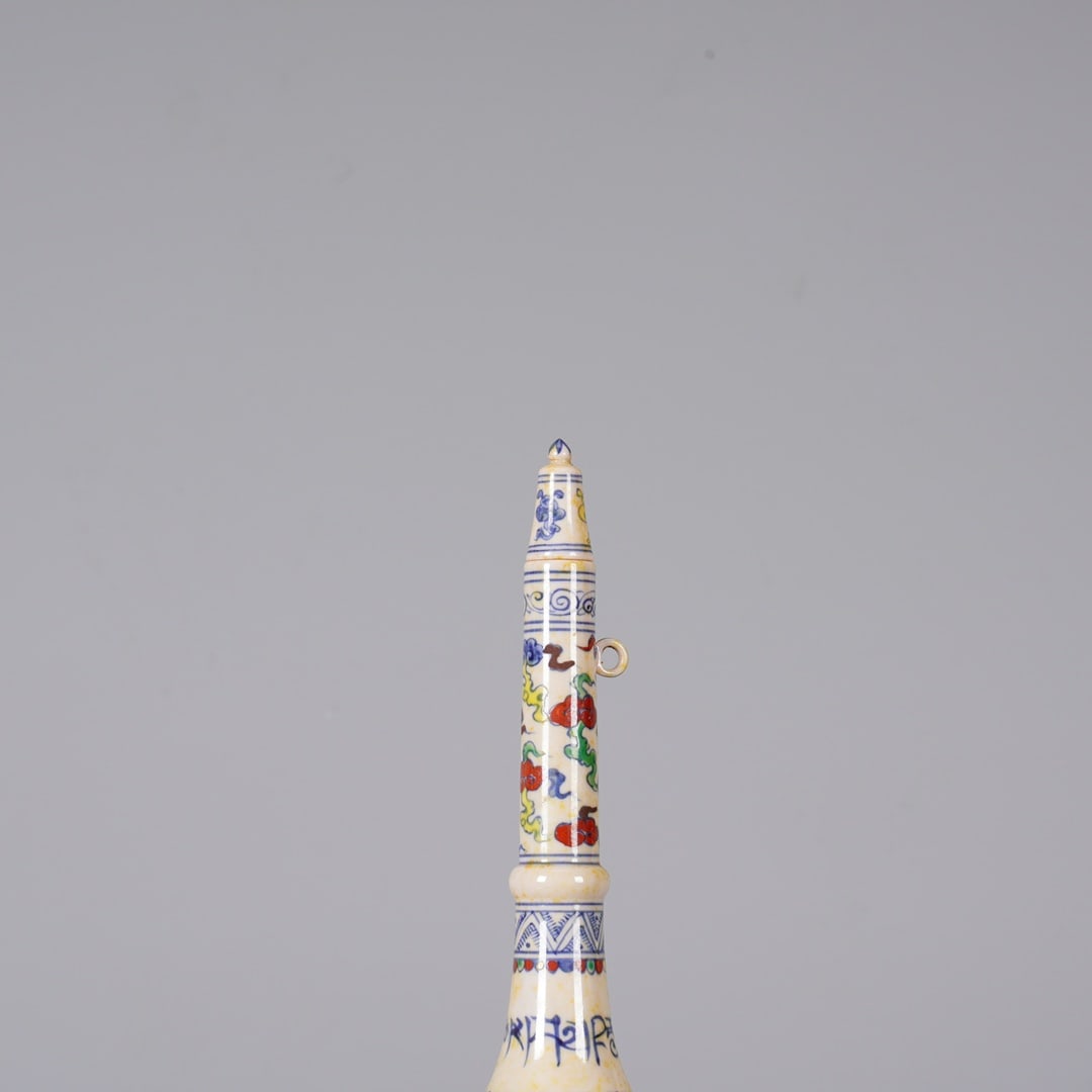 A Exquisite Doucai Auspicious Beast Pattern Vase - 2