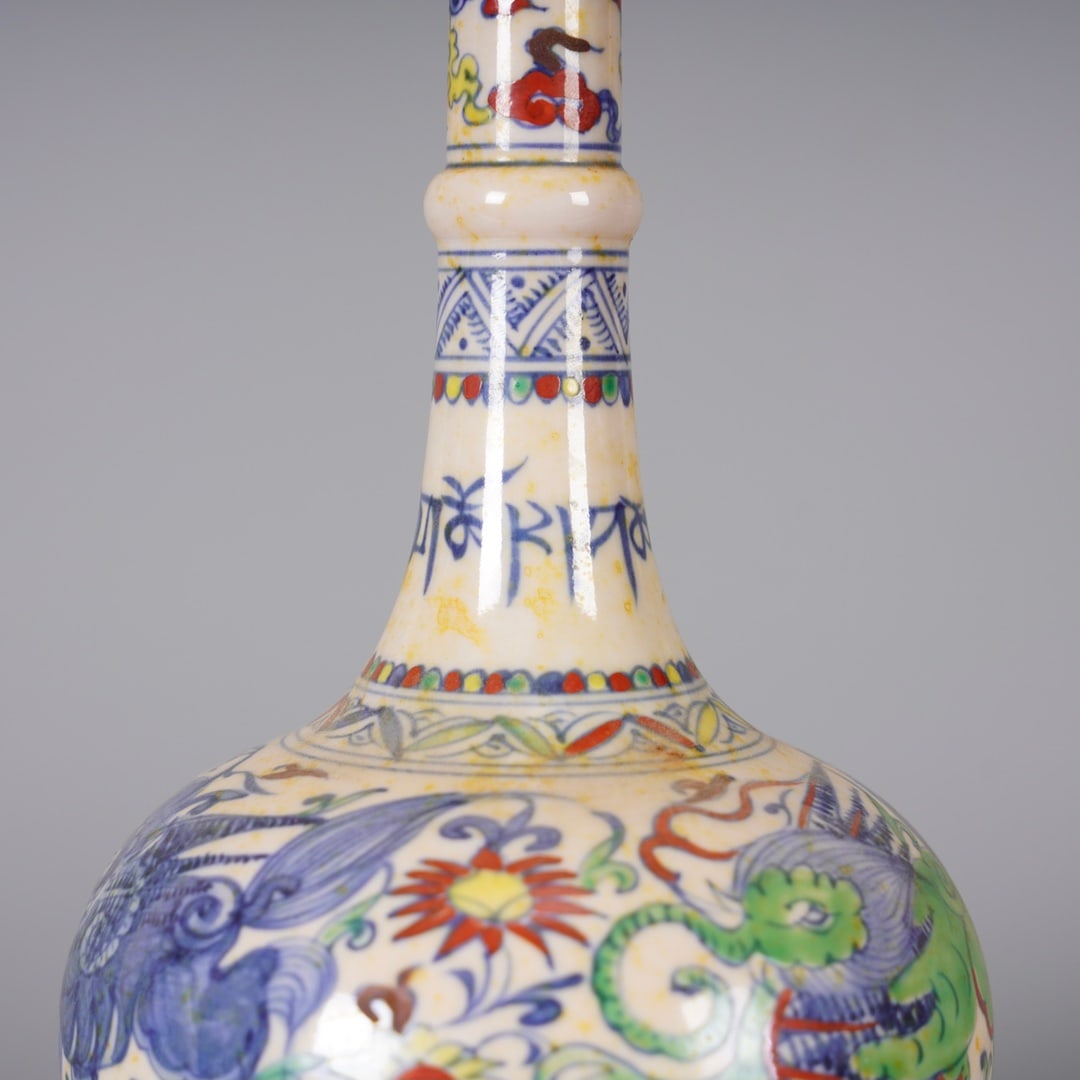 A Exquisite Doucai Auspicious Beast Pattern Vase - 8