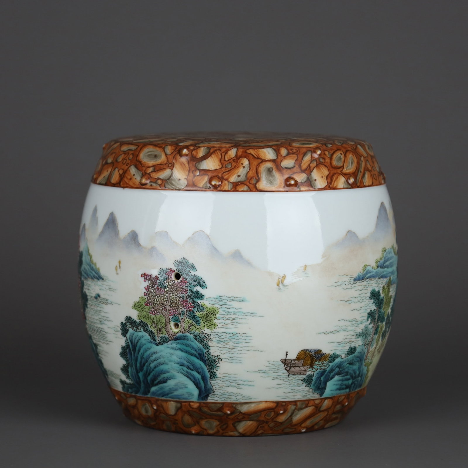 A Exquisite Stone Pattern Famille-Rose Landscape Pattern Stool - 2