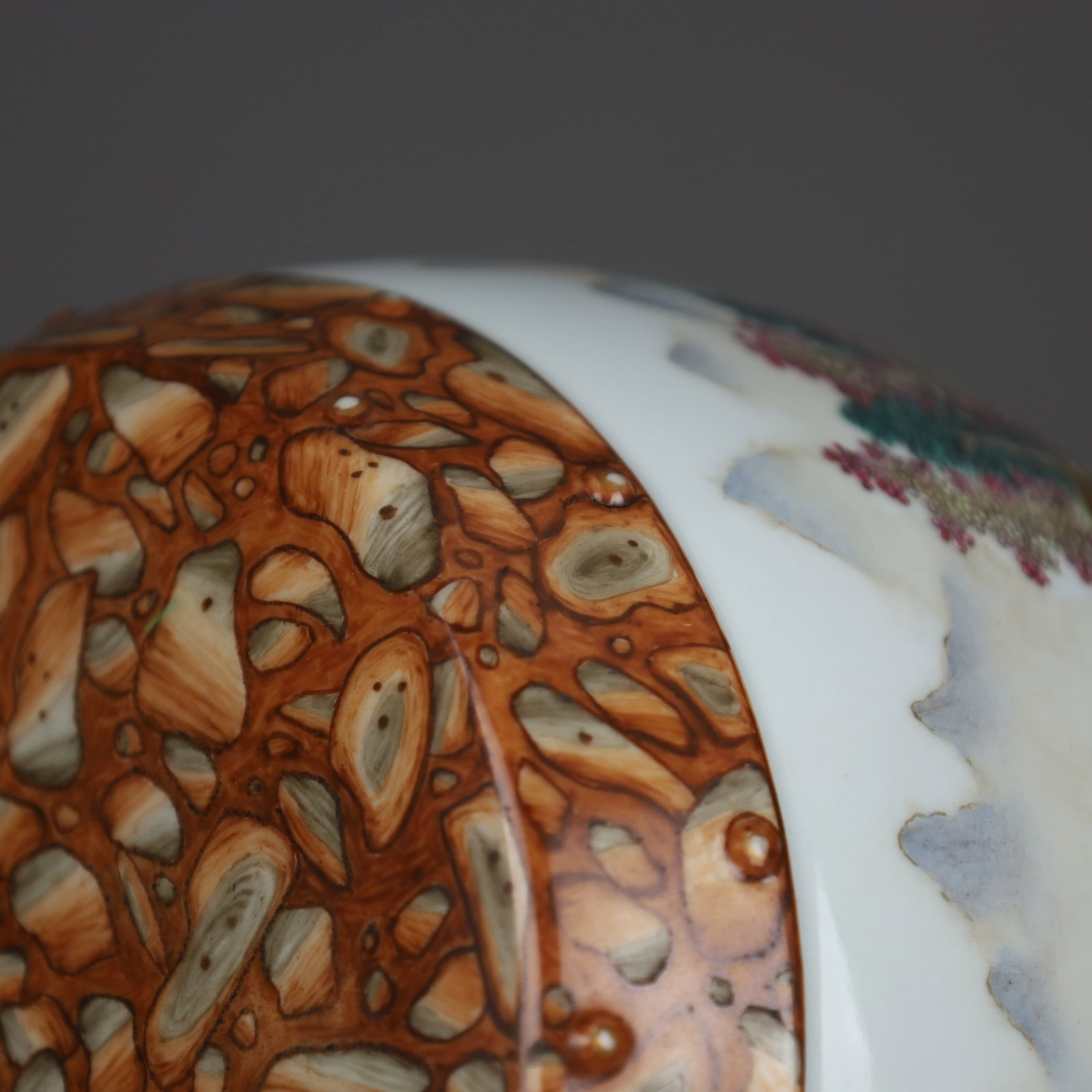 A Exquisite Stone Pattern Famille-Rose Landscape Pattern Stool - 5