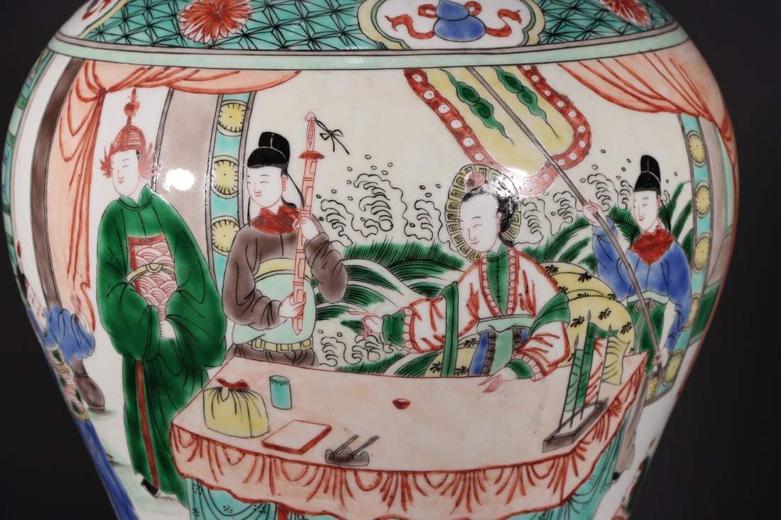 A Exquisite Wucai Figures Pattern Vase - 8