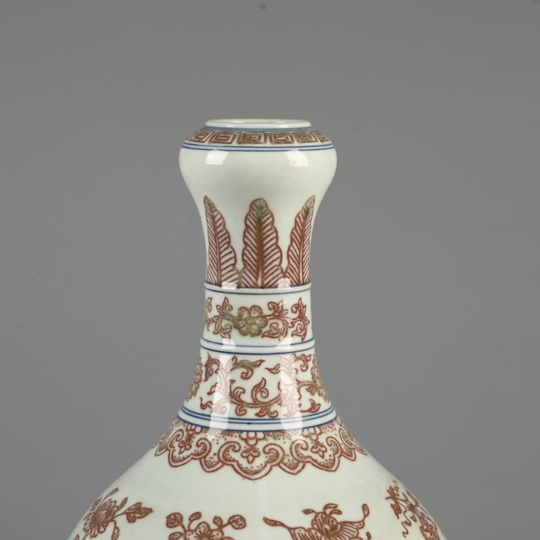 A Exquisite Underglaze-Red Flower Pattern Vase - 2