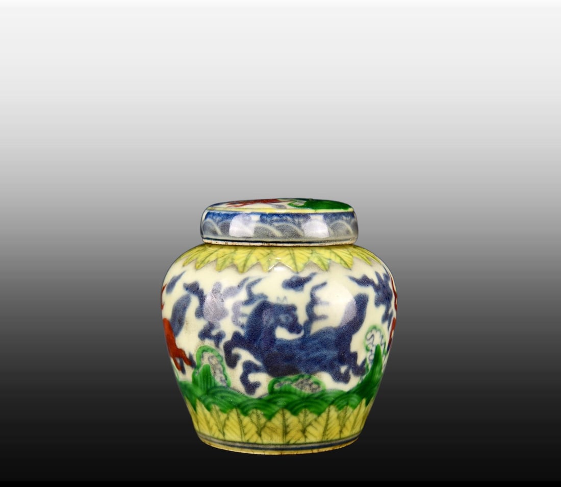 A Exquisite Doucai Horse Pattern Jar - 6