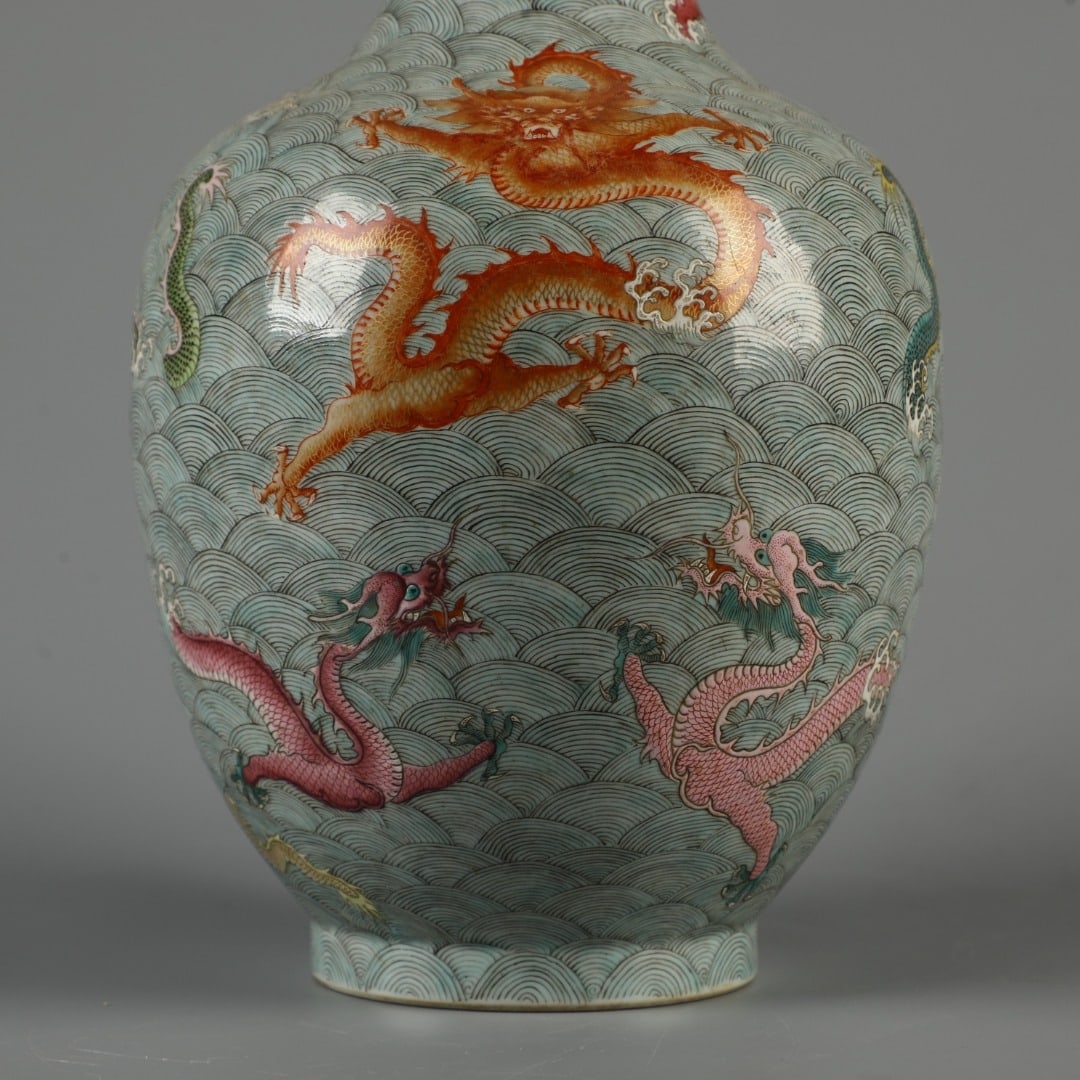 A Exquisite Iron-Red Dragon Pattern Vase - 3