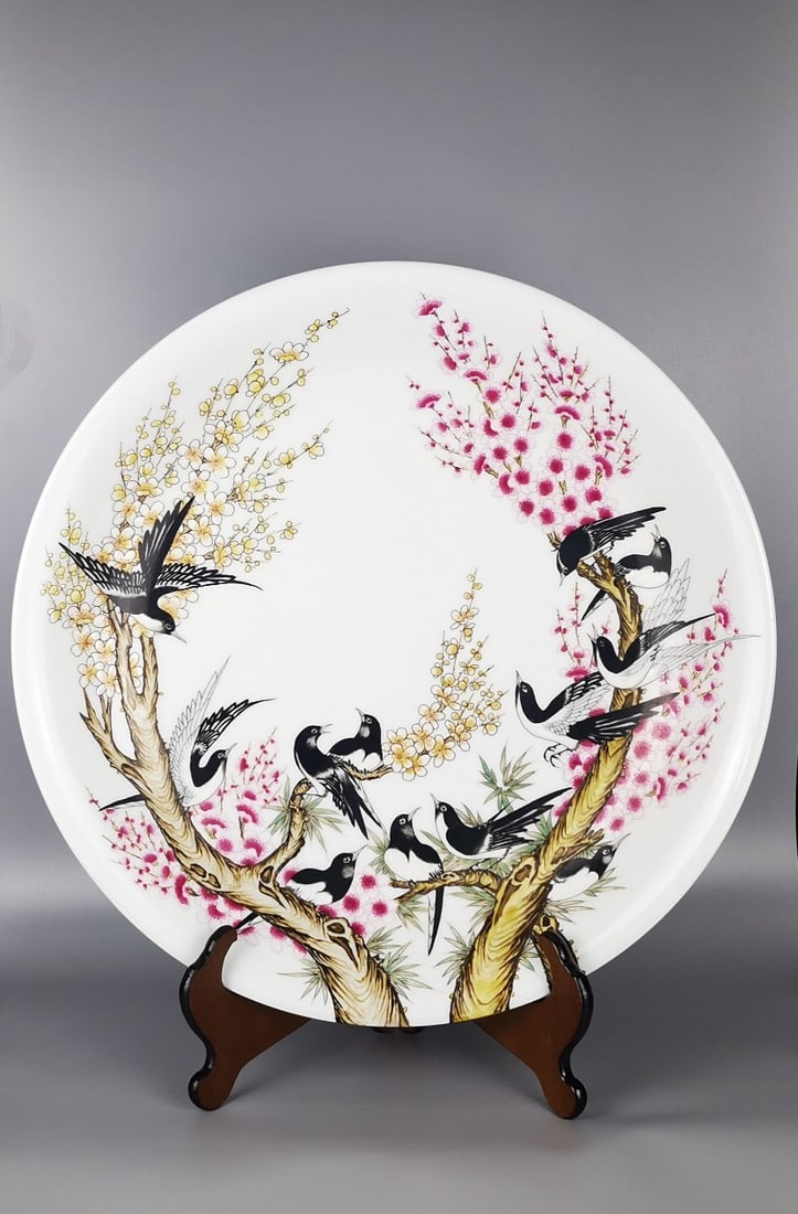 A Exquisite Famille-Rose Flower and Bird Pattern Plate: A Exquisite Famille-Rose Flower and Bird Pattern Plate,Qing Dynasty, China,Yongzheng Six-character Mark,Size:20.1in 粉彩花鸟纹盘,中国清代,&#