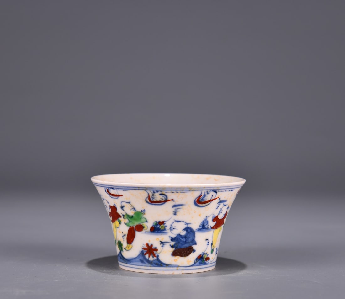 A Exquisite Doucai Figures Pattern Cup - 3