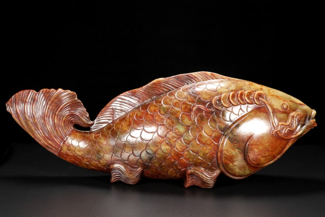 A Exquisite Hotan Jade Fish Ornament: A Exquisite Hotan Jade Fish Ornament,Han Dynasty, China,Size:21.3inx5.1inx7.9in,Weight:12500g 和田玉鱼摆件,中国汉代