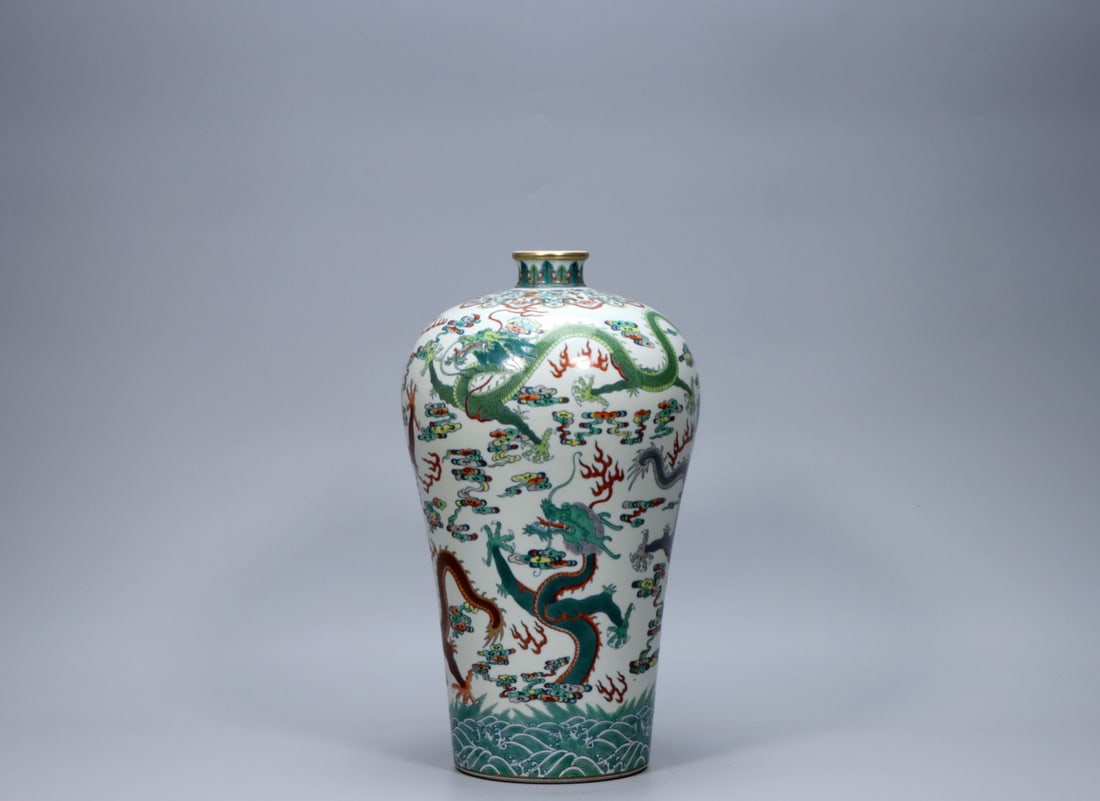 A Exquisite Doucai Dragon Pattern Vase - 3