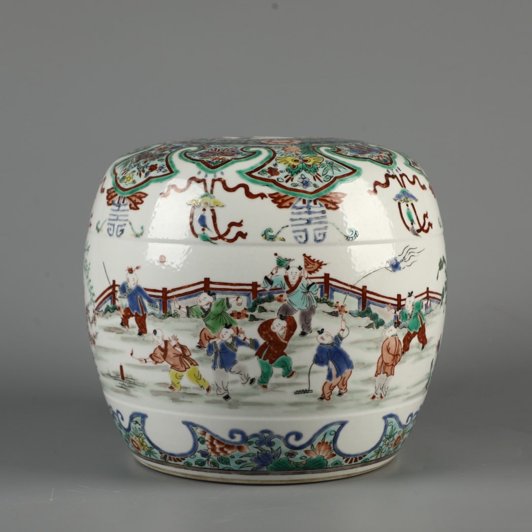 A Exquisite Wucai Figures Pattern Seat - 5