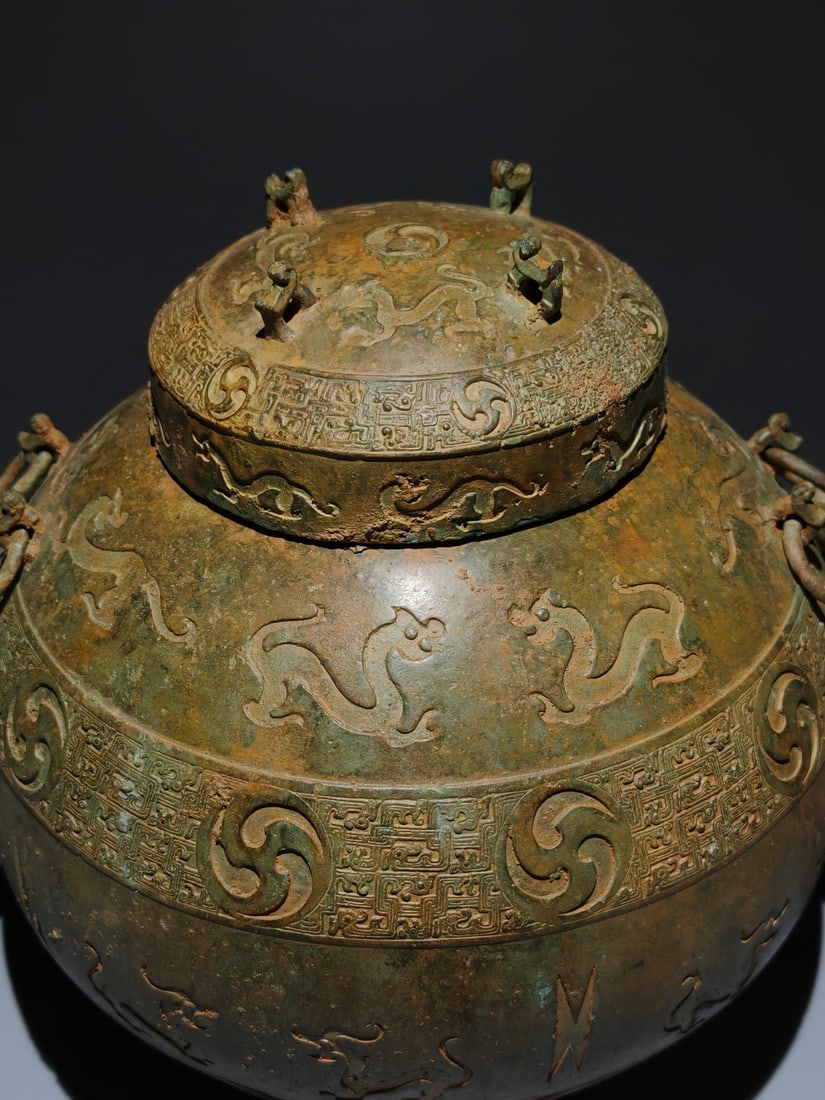 A Exquisite Bronze Dragon Pattern Jar - 3