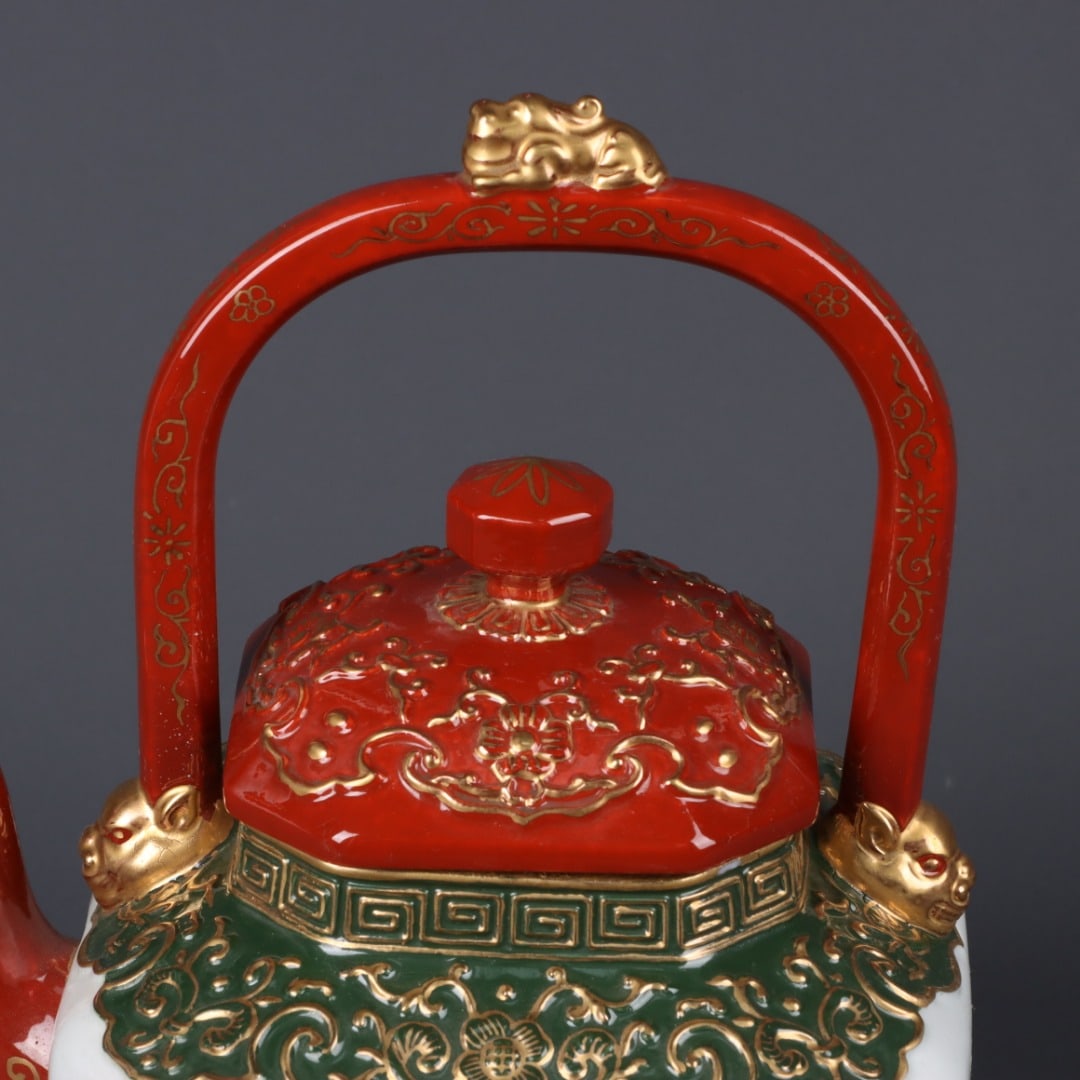 A Exquisite Enamel Gilt Figure Pattern Pot - 5