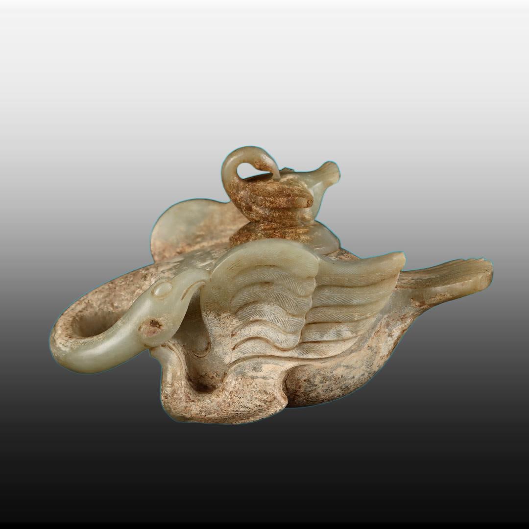 A Exquisite Gaogu Jade Phoenix Ornament: A Exquisite Gaogu Jade Phoenix Ornament,Han Dynasty, China,Size:5.5inx3.3in 高古玉凤摆件,中国汉代