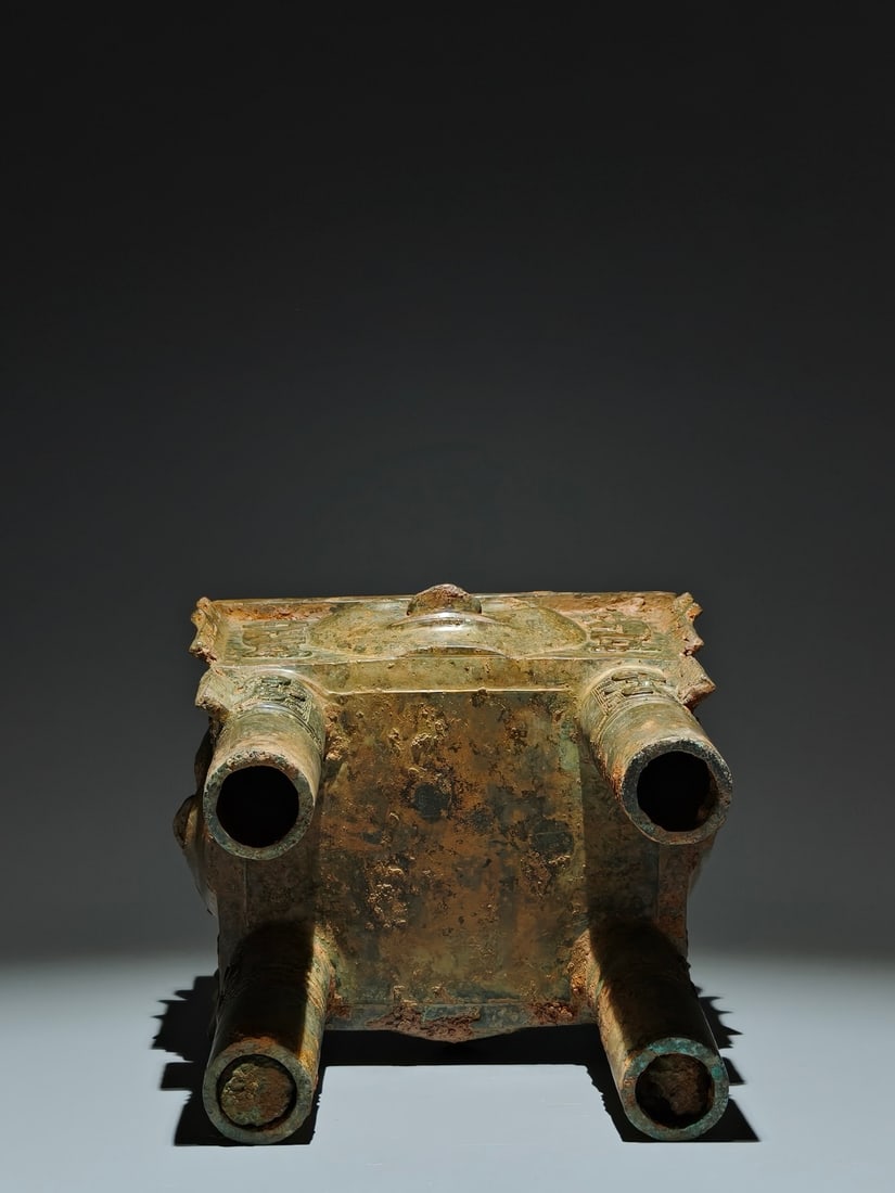 A Exquisite Bronze Beast-Face Pattern Censer - 9