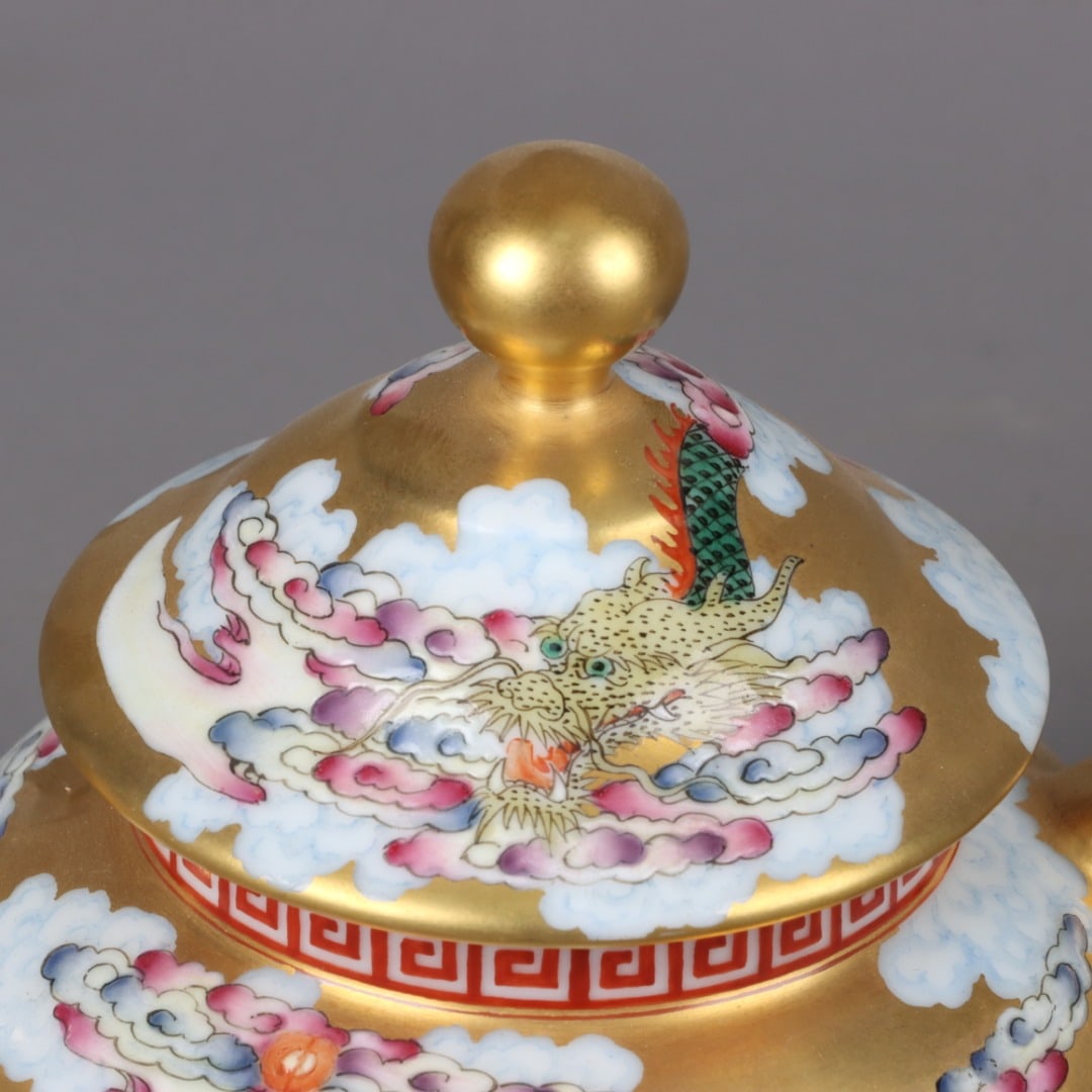 A Exquisite Enamel Gilt Arhat Pattern Pot - 5