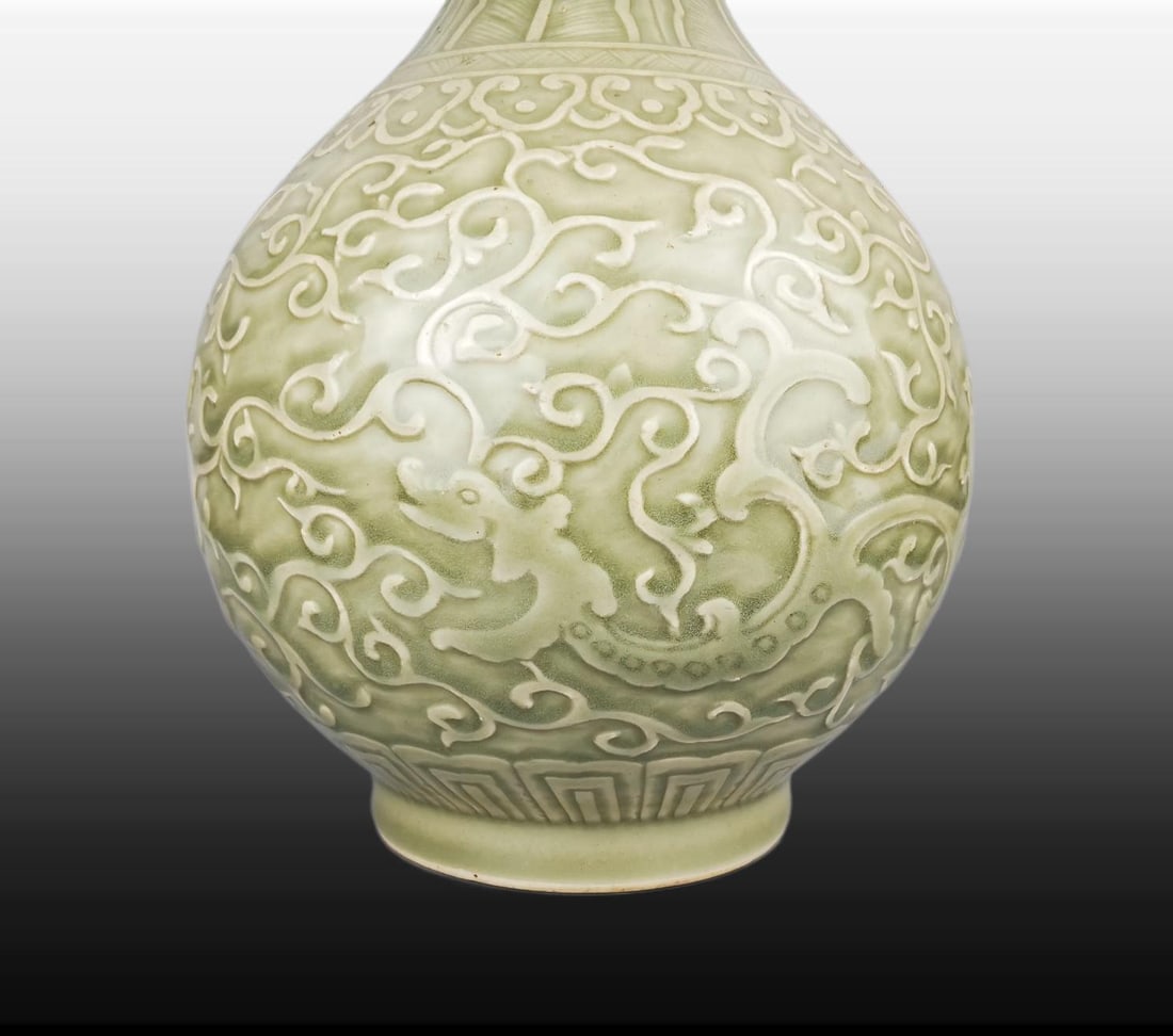A Exquisite Celadon Glazed Dragon Pattern Vase - 3