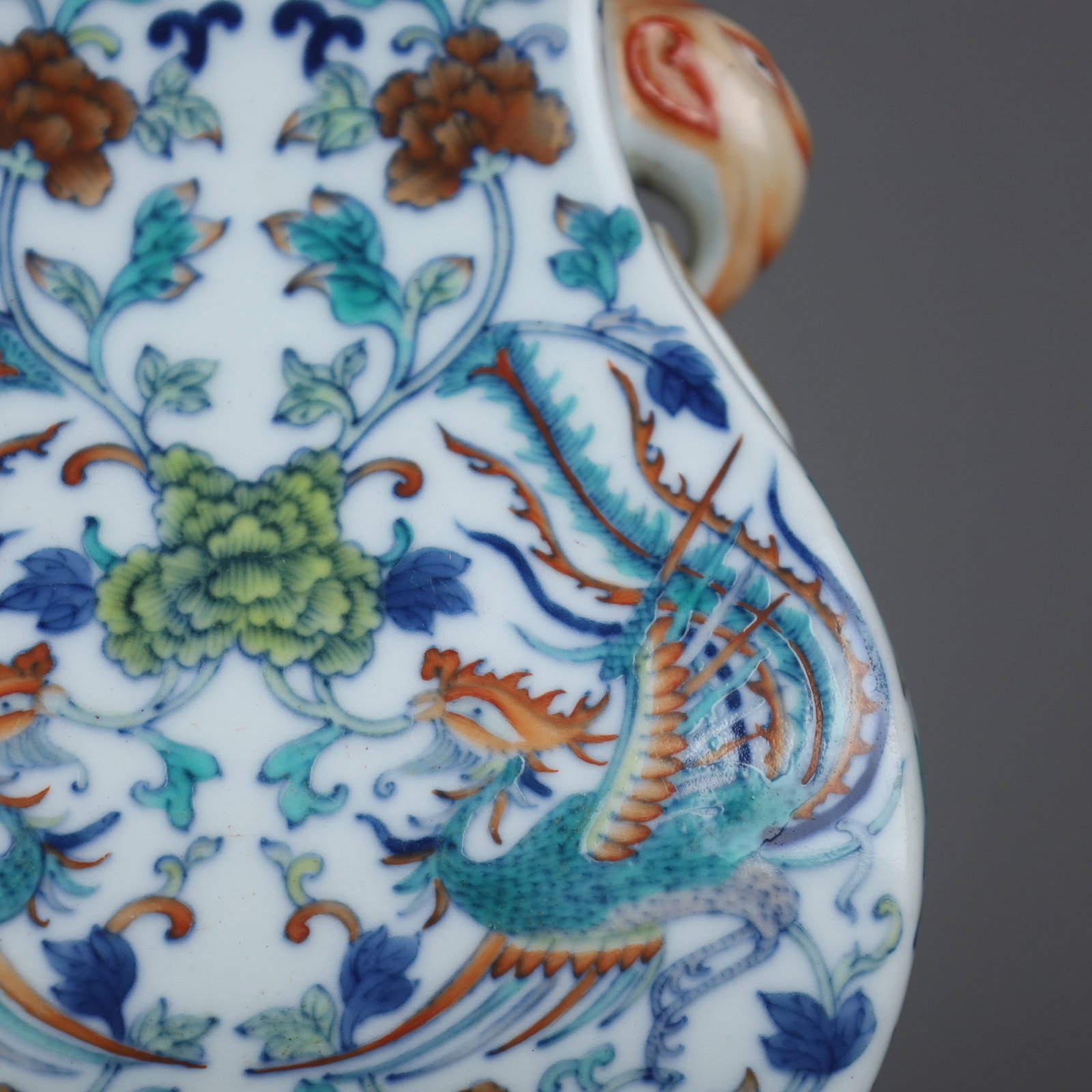 A Exquisite Doucai Phoenix Pattern Beast-Ears Vase - 8