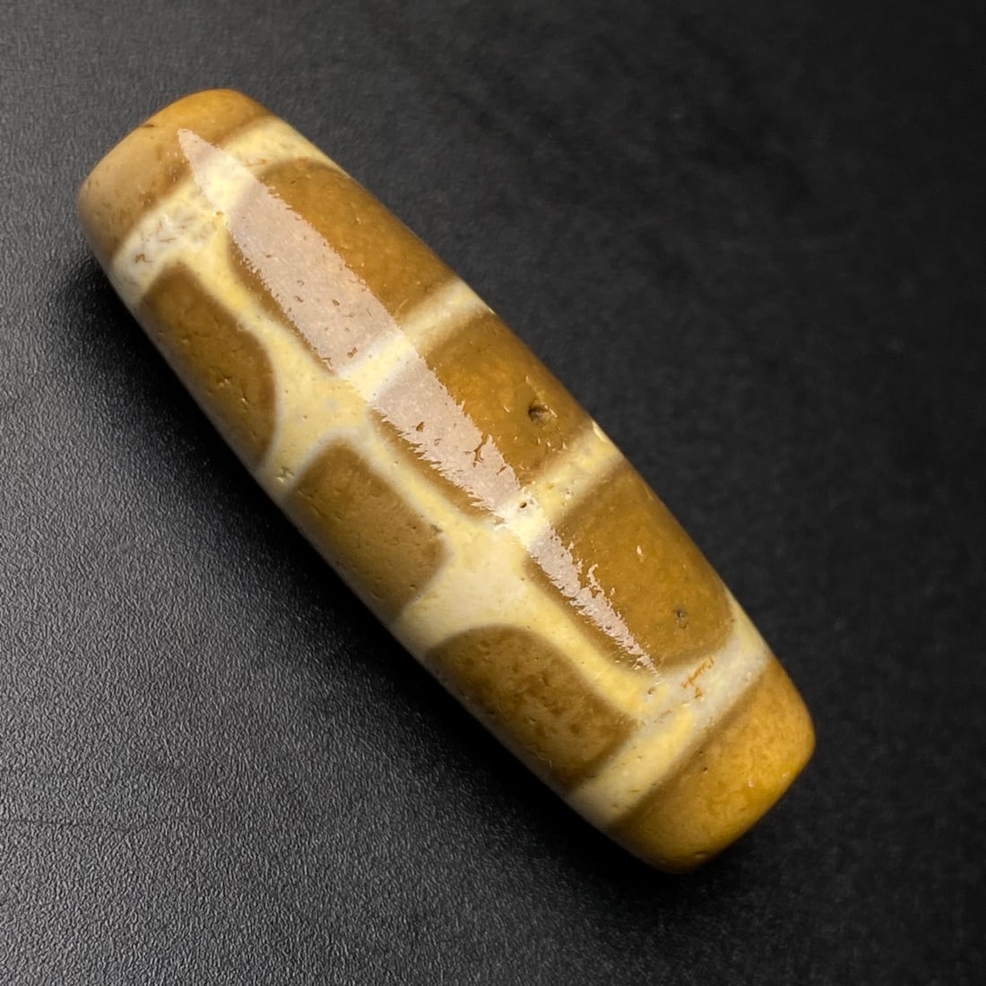 A Exquisite Tortoise Shell Dzi bead - 2