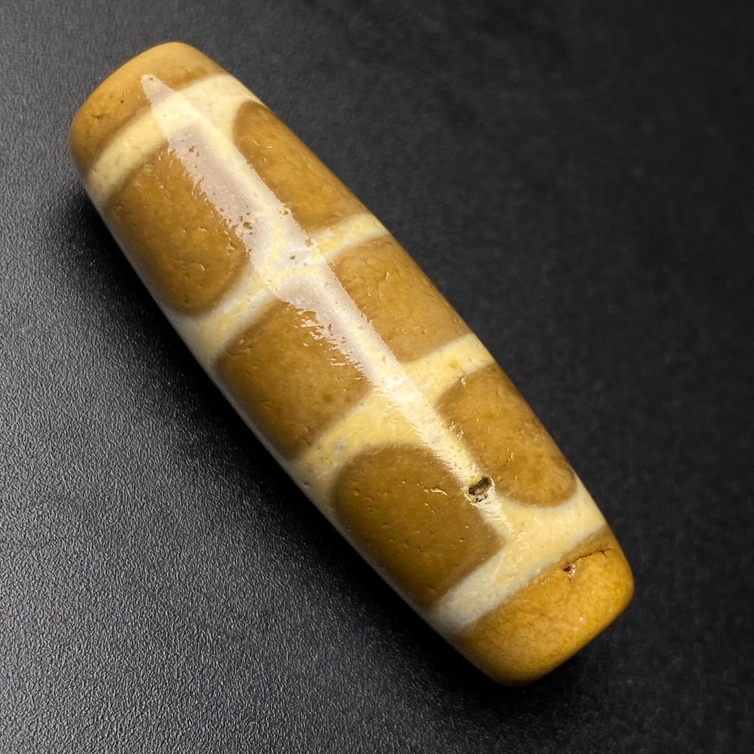 A Exquisite Tortoise Shell Dzi bead - 3