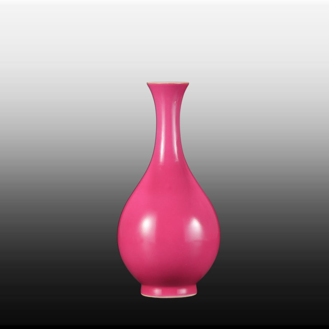 A Exquisite Ruby Red-Glazed Vase - 7