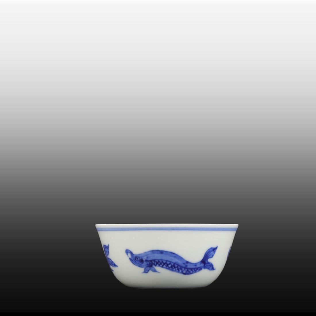 A Exquisite Blue and White Fish Pattern Cup - 7