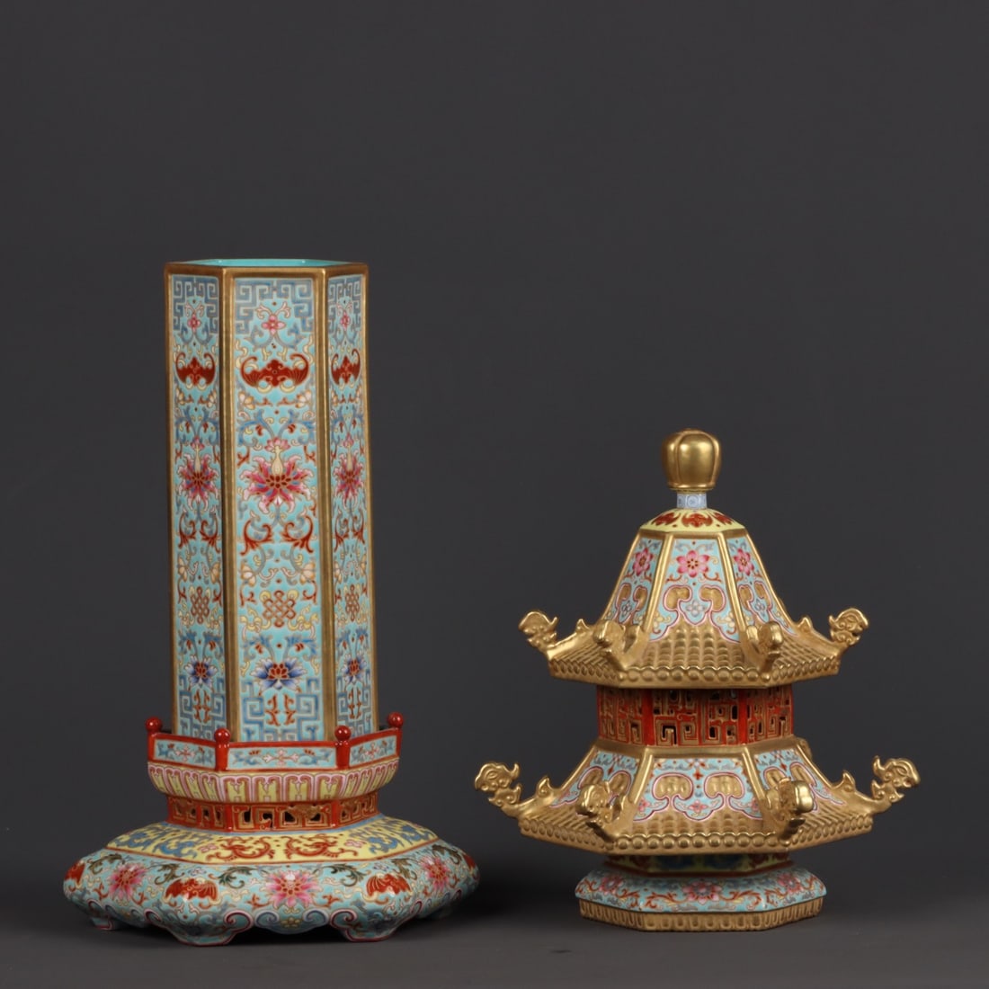 A Exquisite Enamel Lotus Pattern Vase - 7