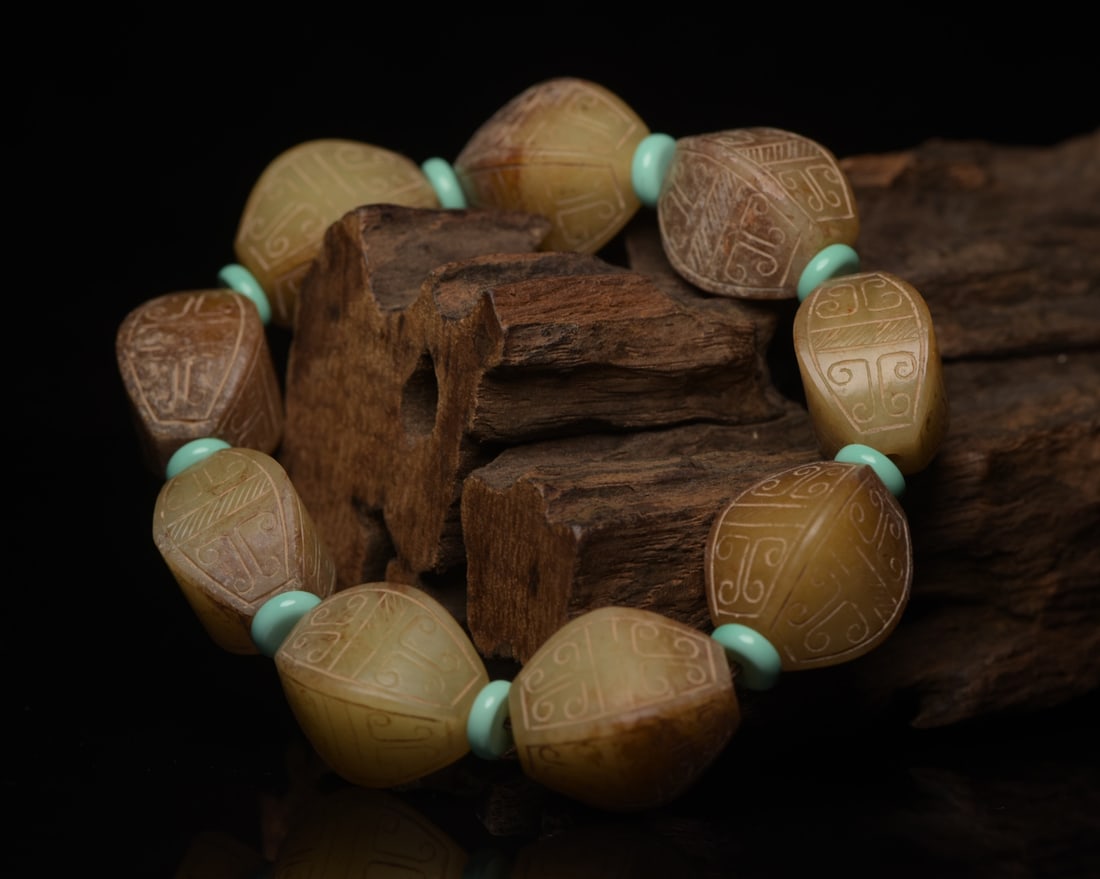 A Exquisite Hotan Jade Bracelets - 4