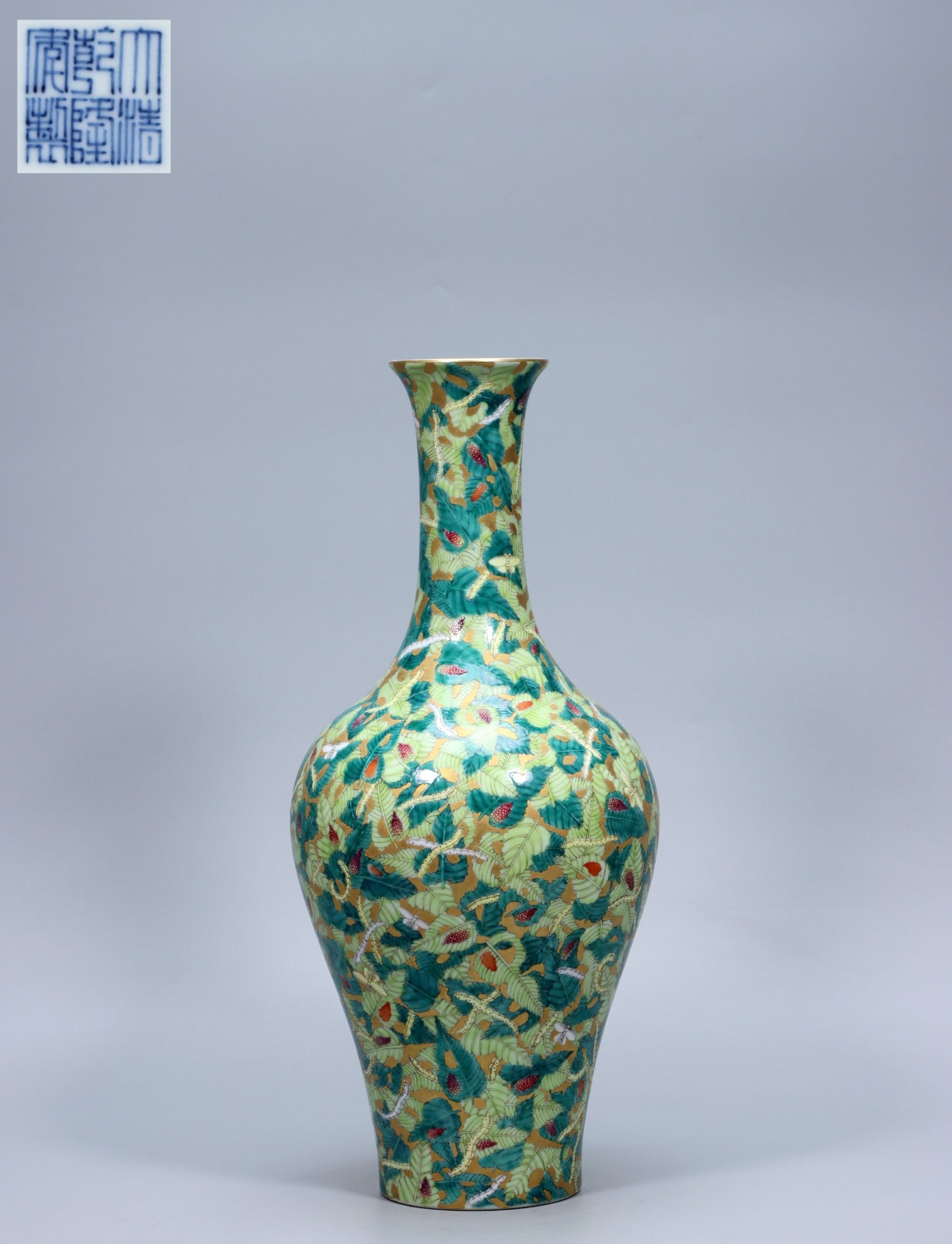 A Exquisite Enamel Gold Ground Grass and Insect Pattern Vase: A Exquisite Enamel Gold Ground Grass and Insect Pattern Vase,Qing Dynasty, China,Qianlong Six-character Mark,Size:15.3inx2.9inx6.9inx3.7in,Weight:1680g 珐琅彩金地虫