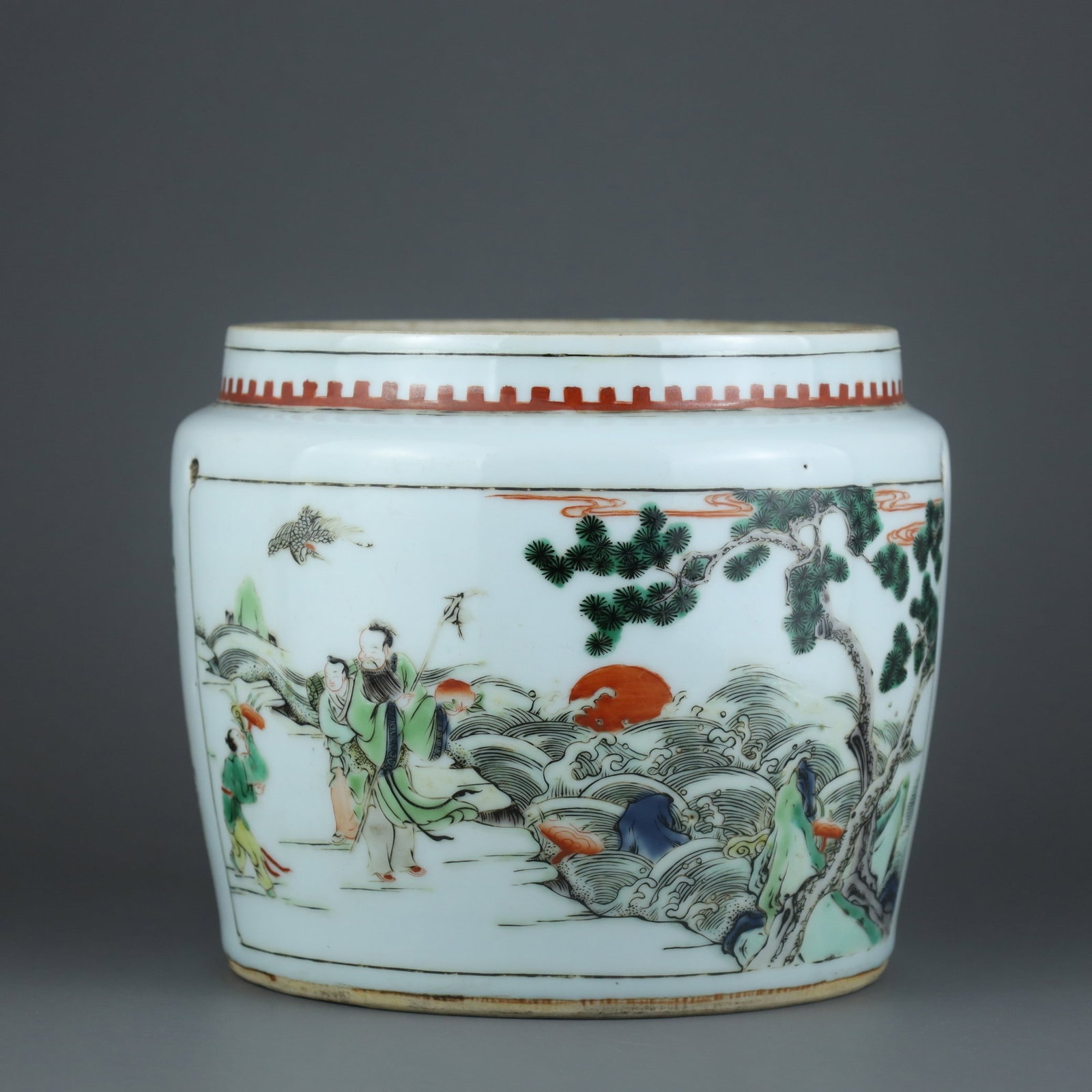 A Exquisite Wucai Figures Pattern Jar - 3