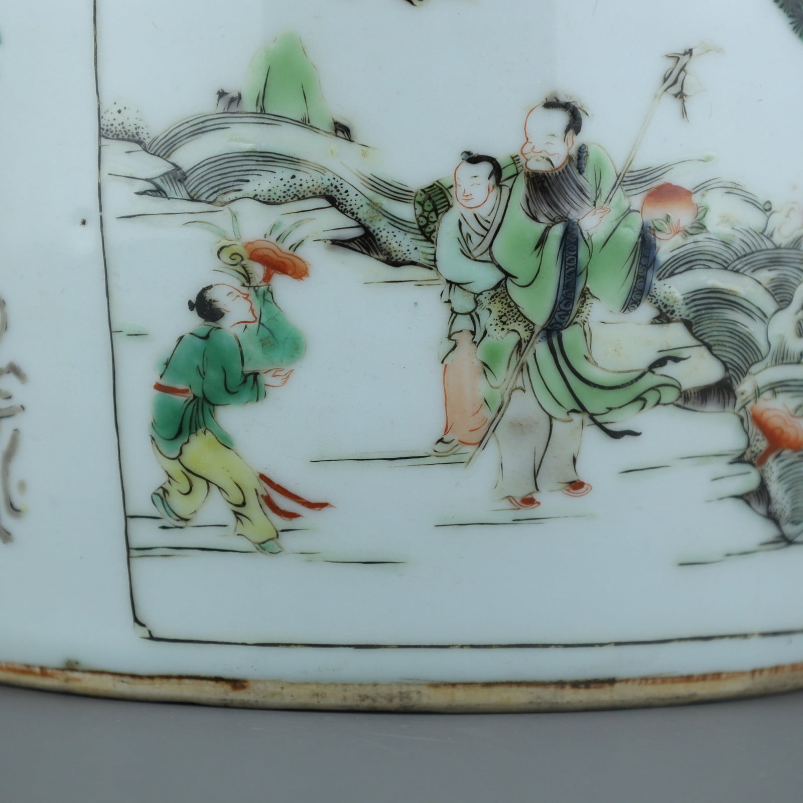 A Exquisite Wucai Figures Pattern Jar - 8