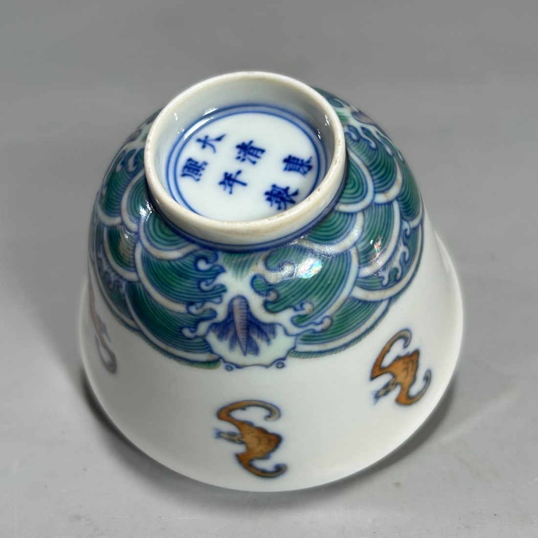 A Exquisite Doucai Bat Pattern Cup - 5