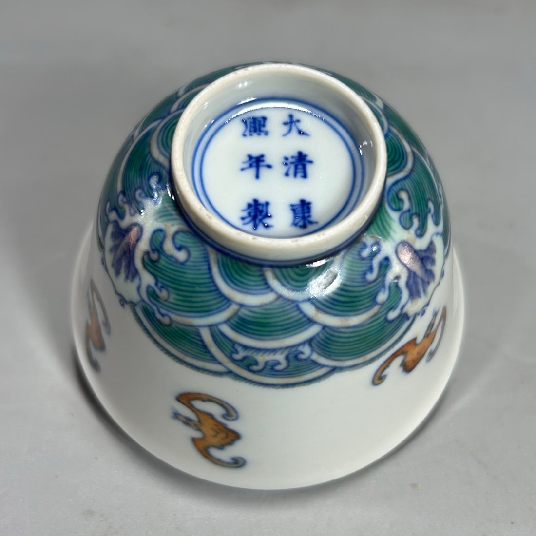 A Exquisite Doucai Bat Pattern Cup - 6