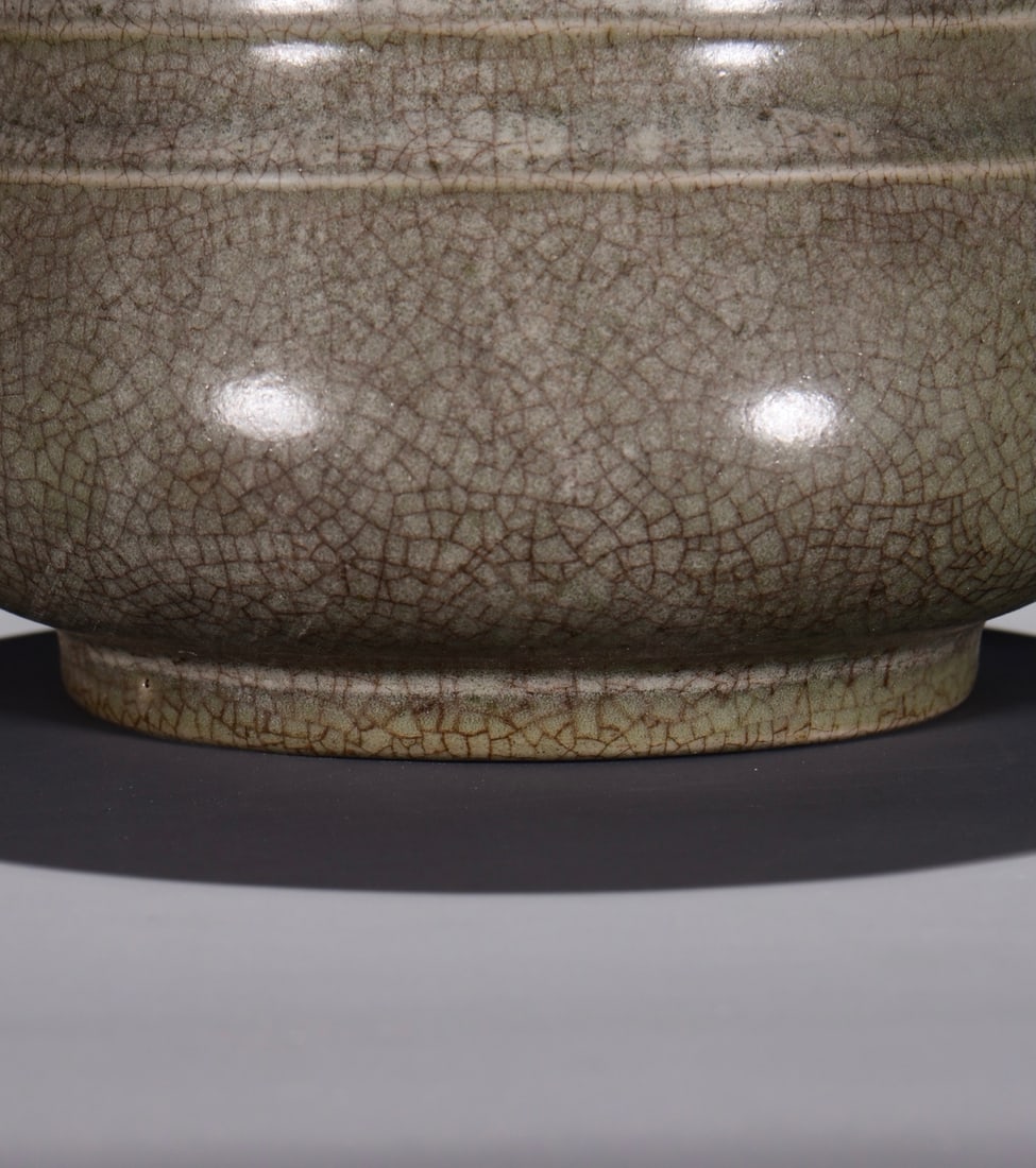 A Exquisite Ru yao Double-Ears Censer - 4