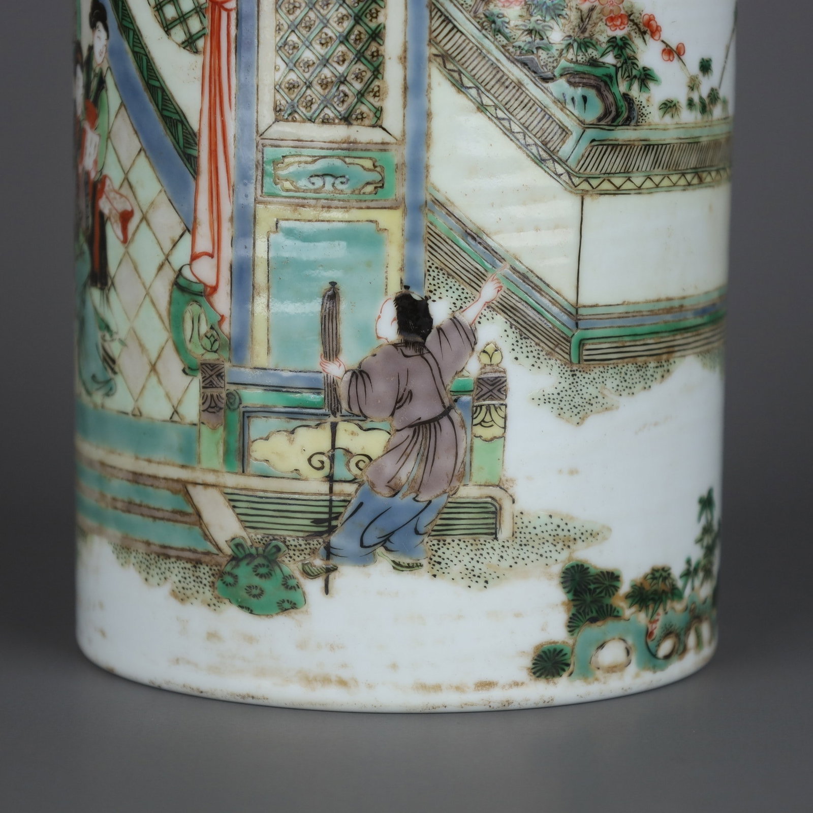 A Exquisite Wucai Figures Pattern Brush Pot - 7