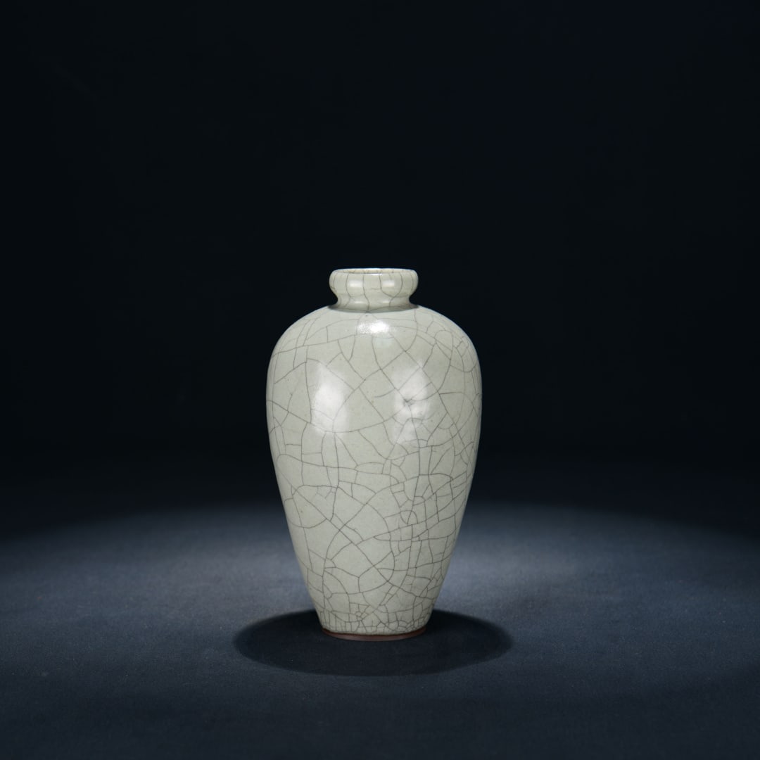 A Exquisite Guan yao Celadon Glzed Vase - 5