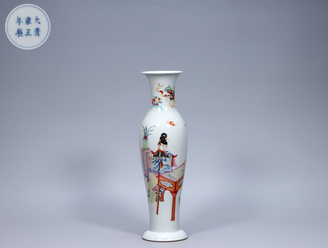 A Exquisite Famille-Rose Figures Pattern Vase: A Exquisite Famille-Rose Figures Pattern Vase,Qing Dynasty, China,Yongzheng Six-character Mark,Size:11.8inx2.8inx3.5inx3.2in,Weight:746g 粉彩人物纹瓶,中ࢲ