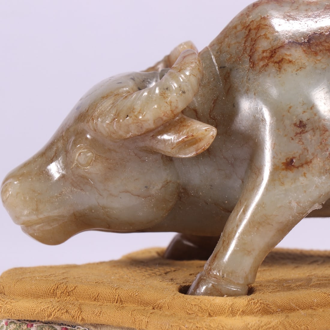 A Exquisite Hotan Jade Buffalo Ornament - 2