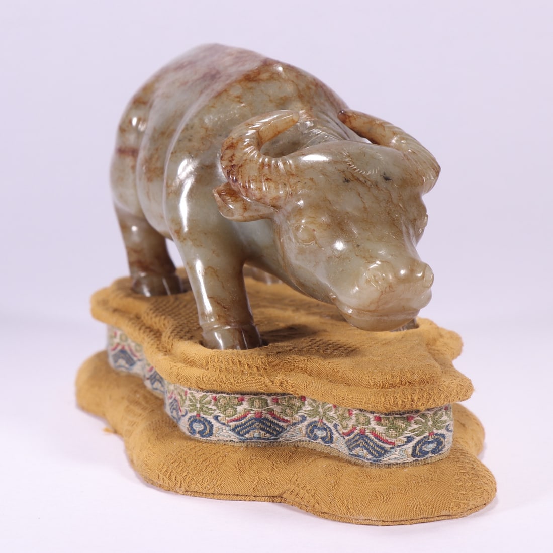 A Exquisite Hotan Jade Buffalo Ornament - 4