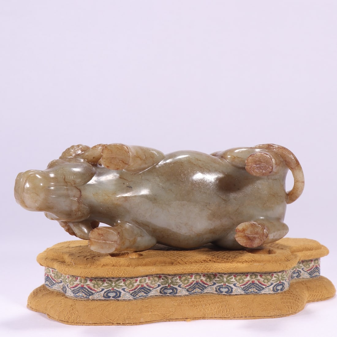 A Exquisite Hotan Jade Buffalo Ornament - 9