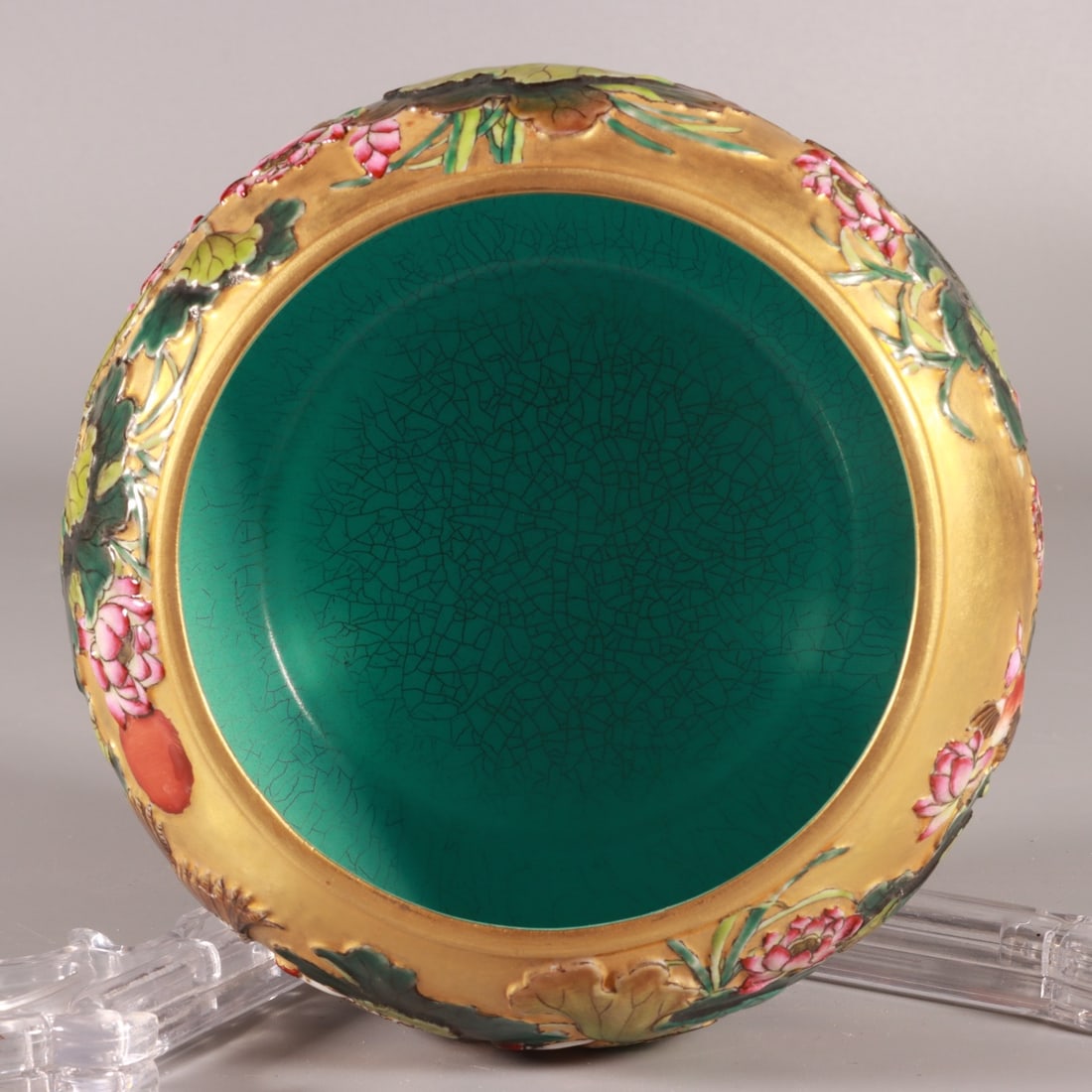 A Exquisite Enamel Carved Gold Ground Flower and Bird Pattern Jar - 8