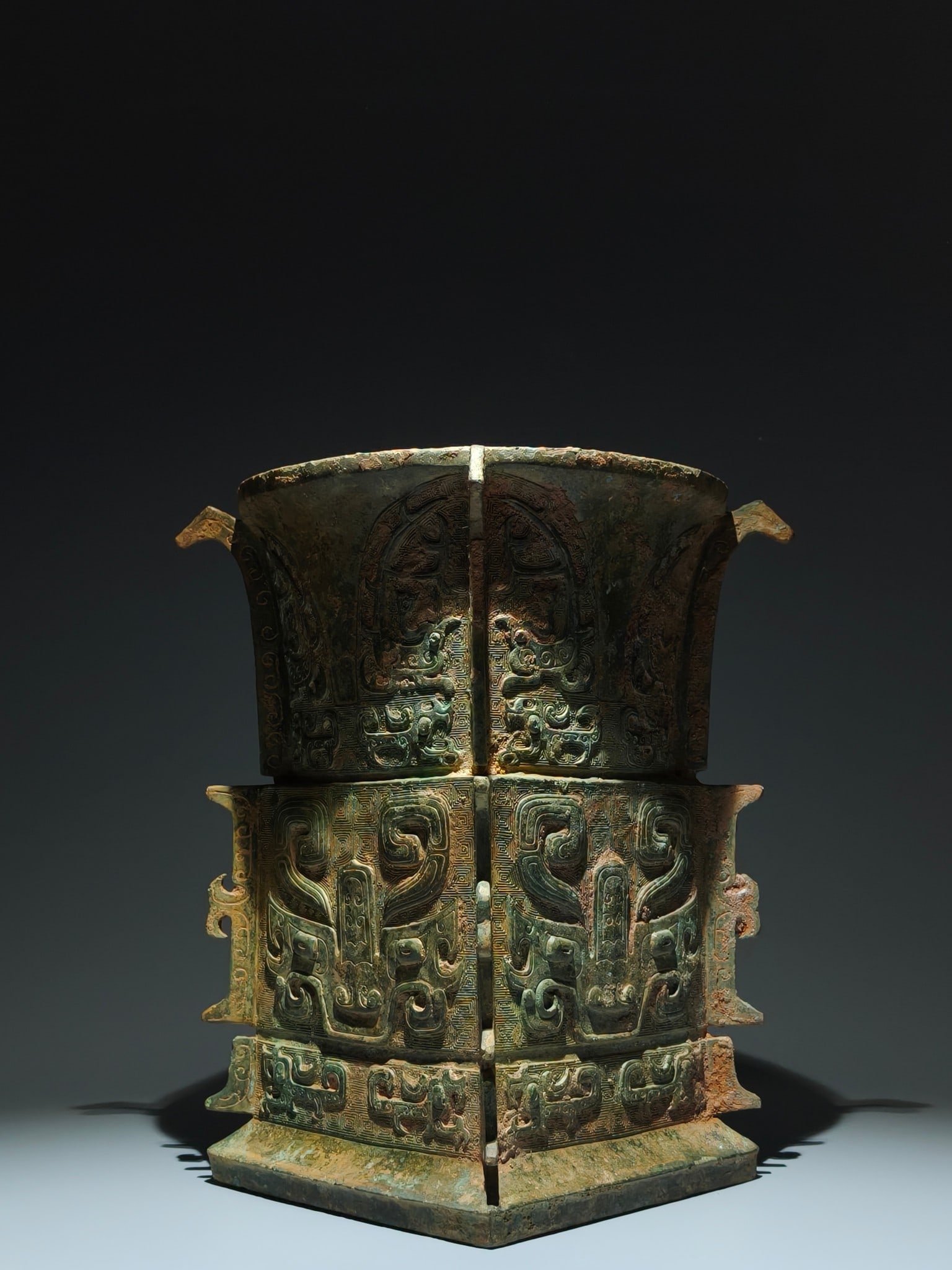 A Exquisite Bronze Beast-Face Pattern Vase - 3