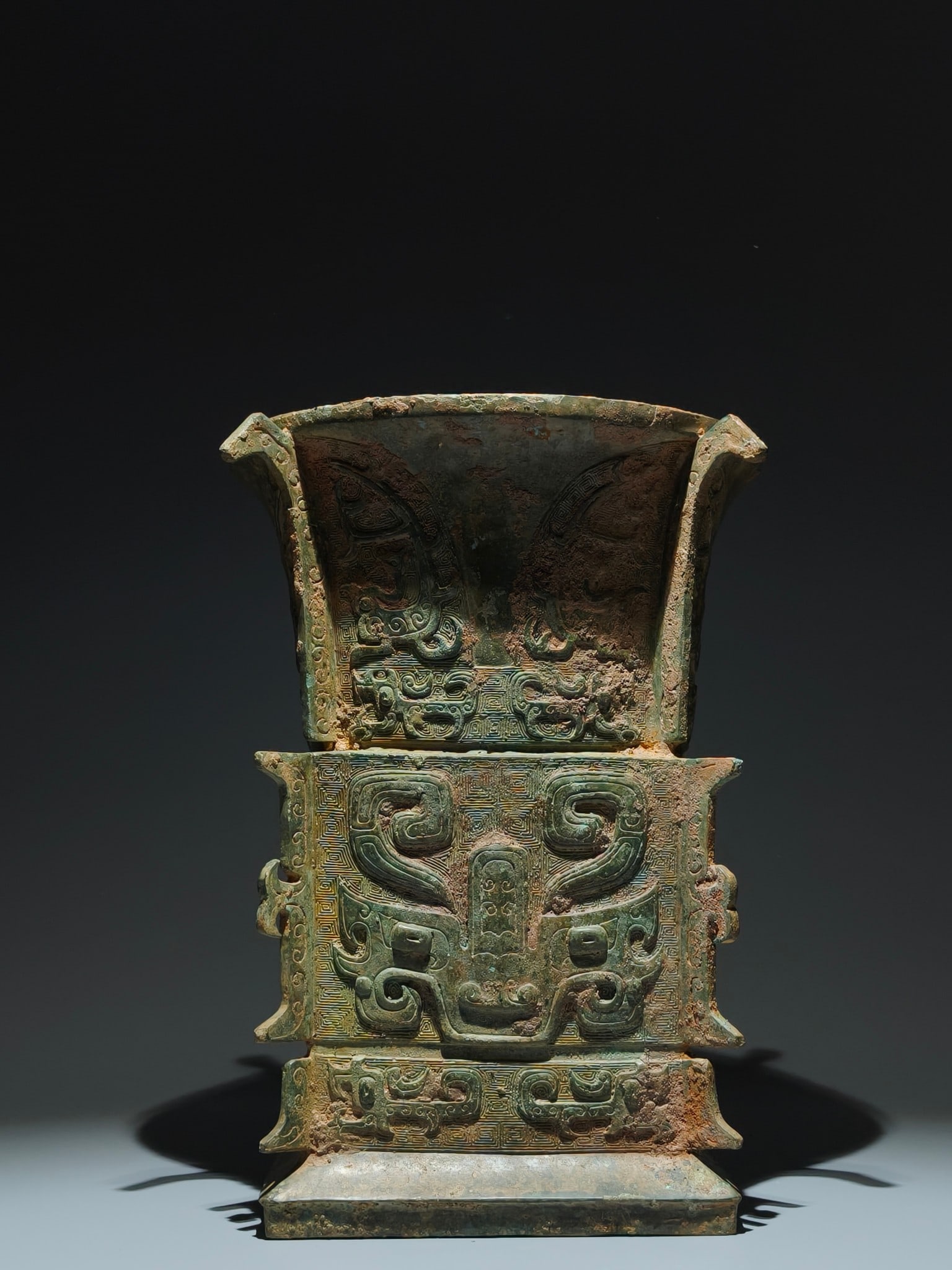 A Exquisite Bronze Beast-Face Pattern Vase - 5