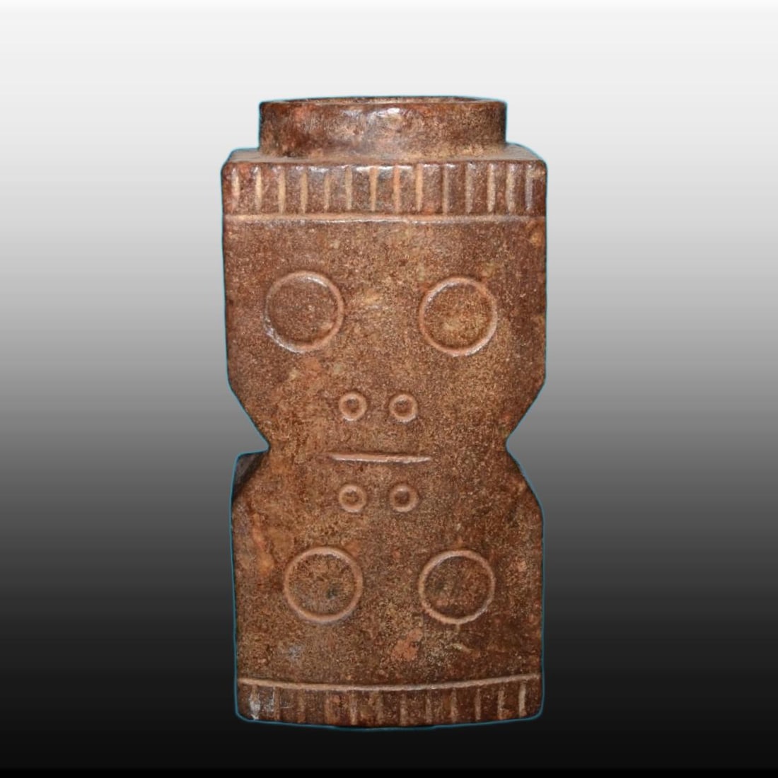A Exquisite River Polished Jade Handheld Carving: A Exquisite River Polished Jade Handheld Carving,Ancient Time, China,Size:6.9inx3.5in,Weight:1430g 河磨玉手把件,远古时期