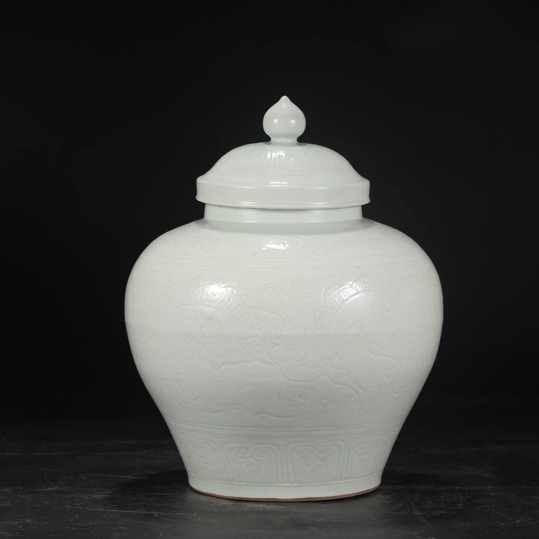 A Exquisite Shadow Blue Glazed Dragon Pattern Jar - 6