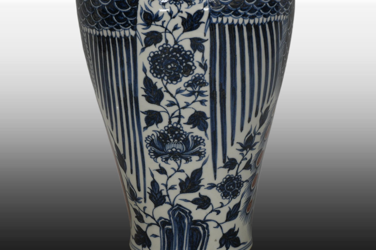 A Exquisite Blue and White Flower Pattern Peacock Head Vase - 5