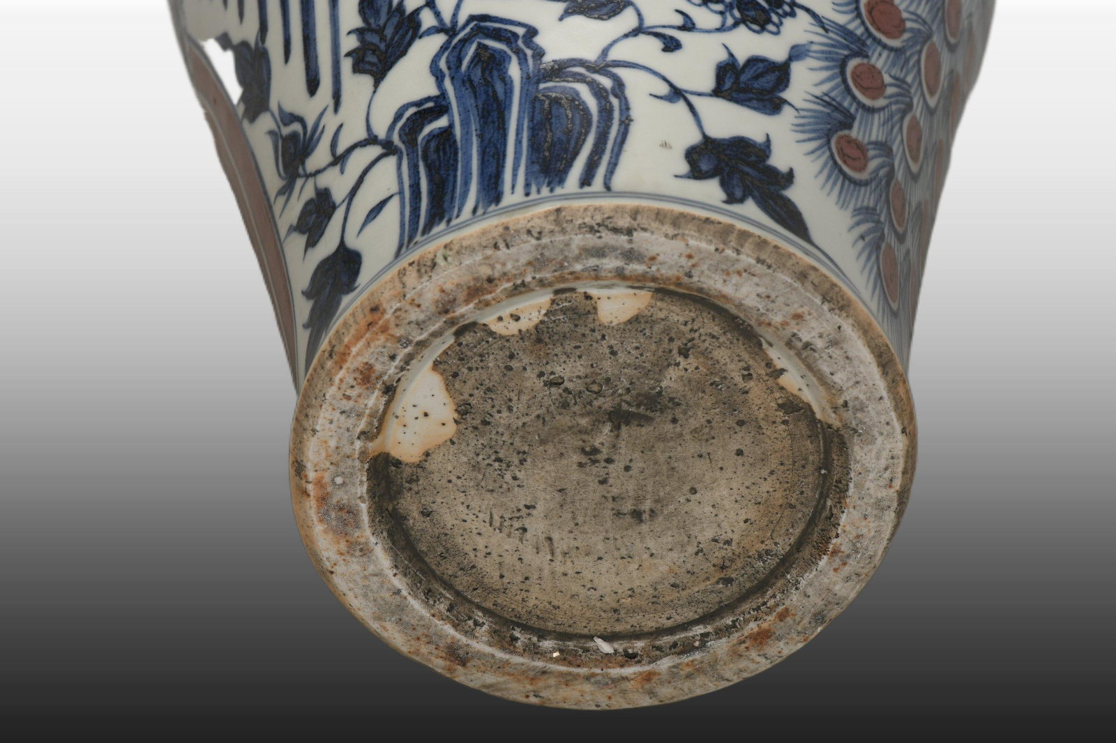 A Exquisite Blue and White Flower Pattern Peacock Head Vase - 8