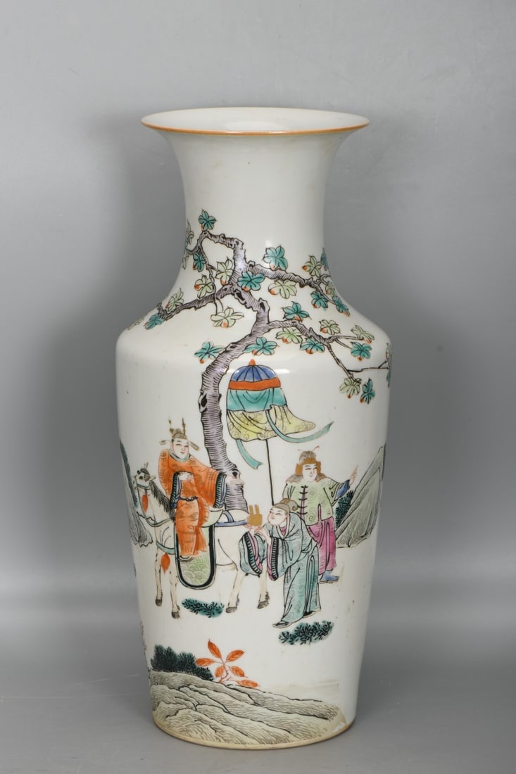 A Exquisite Famille-Rose Character and Story Pattern Vase: A Exquisite Famille-Rose Character and Story Pattern Vase,Qing Dynasty, China,Tongzhi Six-character Mark,Size:14.6inx5.3inx6.3in 粉彩人物故事纹瓶,ߑ